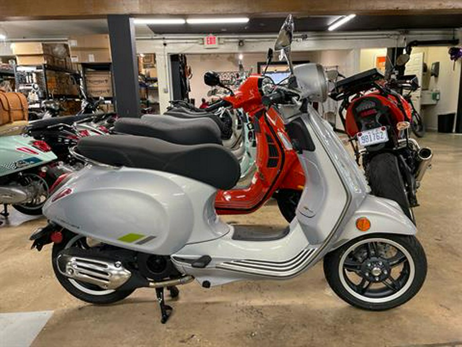 2025 Vespa Primavera 150 Tech