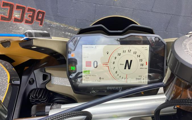 2024 Ducati Panigale V4 PECCO BAGNIA REPLICA