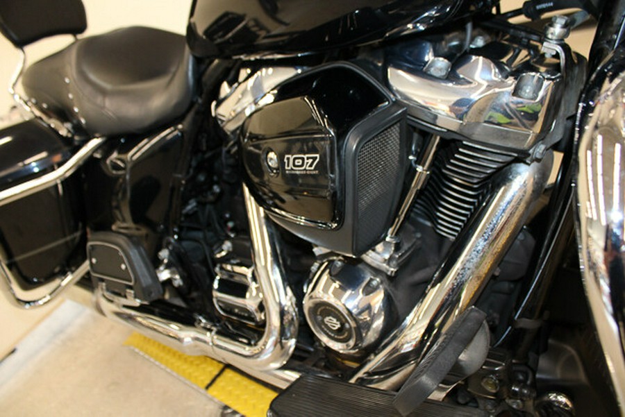 Used 2017 Harley-Davidson Road King Grand American Touring FLHR Motorcycle For Sale In Miami, Florida