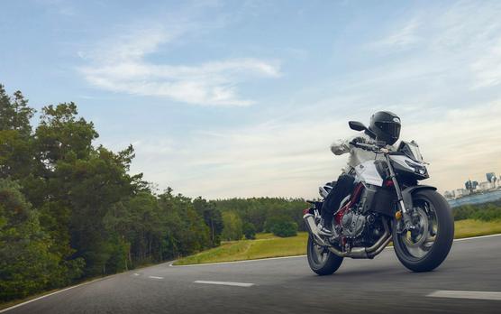 2025 Honda CB750 Hornet Base