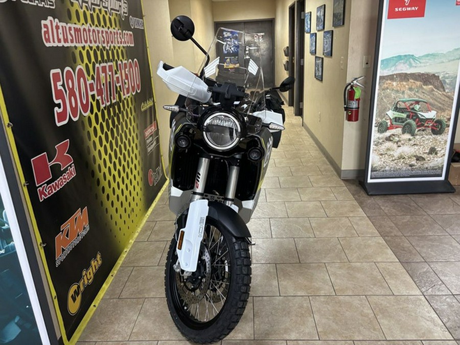 2027 Husqvarna Norden 901 Expedition
