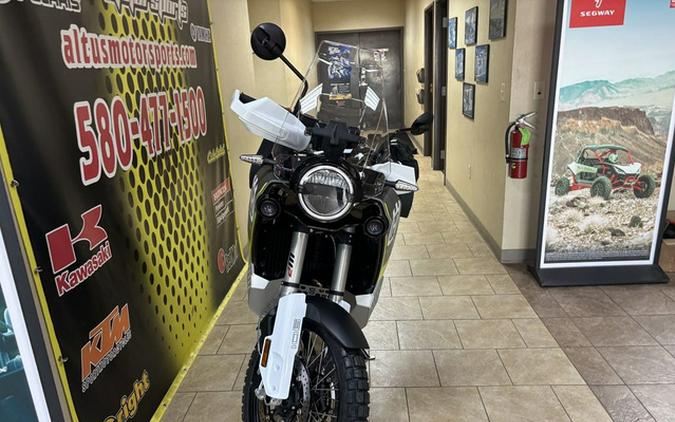 2027 Husqvarna Norden 901 Expedition