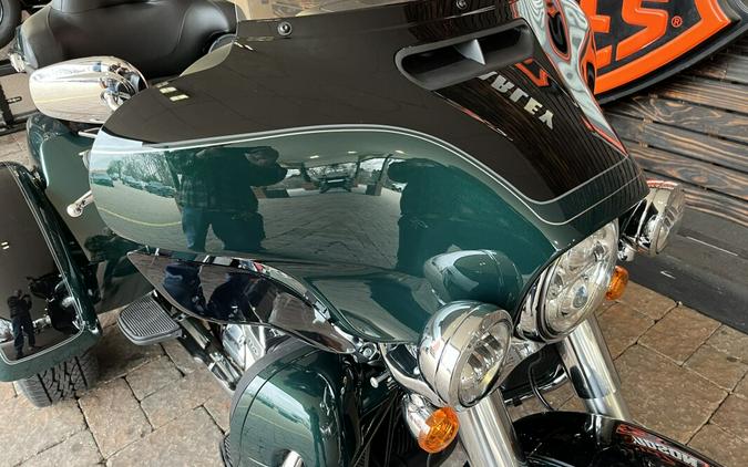 FLHTCUTG 2024 Tri Glide Ultra