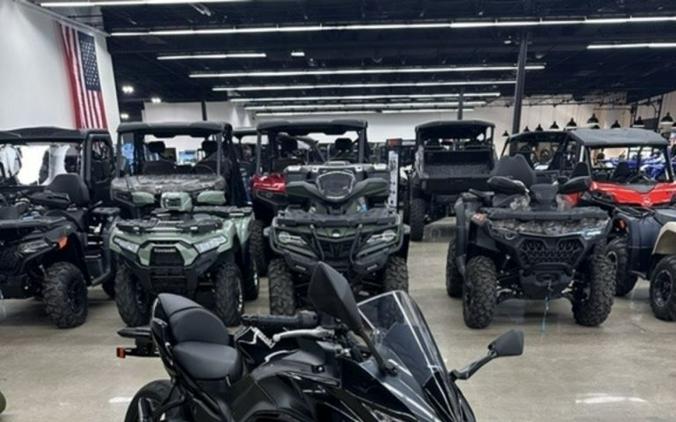 2025 Kawasaki Ninja® 500 KRT Edition SE ABS