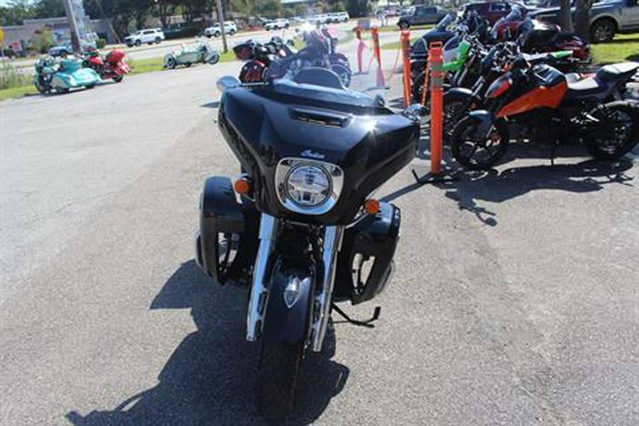 2024 Indian Motorcycle Roadmaster® Limited with PowerBand Audio Package