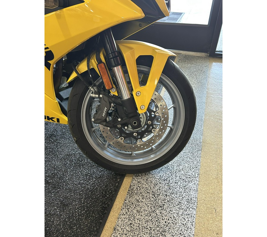 2024 Suzuki GSX-S 8R