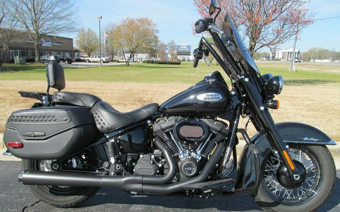 2024 Harley-Davidson Softail FLHCS - Heritage Classic