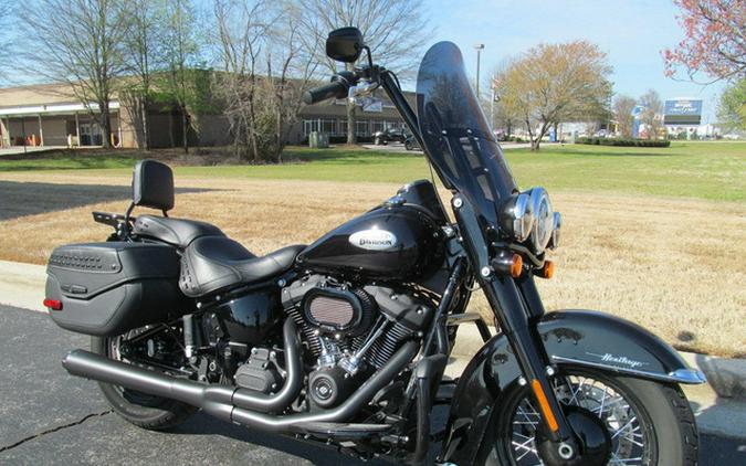2024 Harley-Davidson Softail FLHCS - Heritage Classic