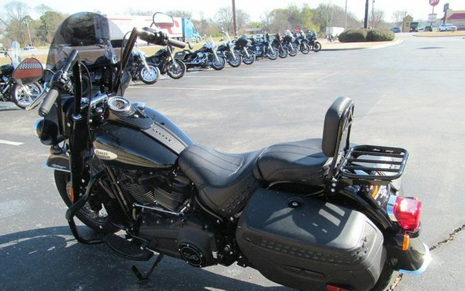 2024 Harley-Davidson Softail FLHCS - Heritage Classic