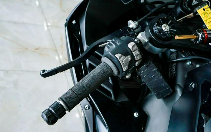 2024 Kawasaki ZX1002MRFAL Ninja ZX-10R KRT
