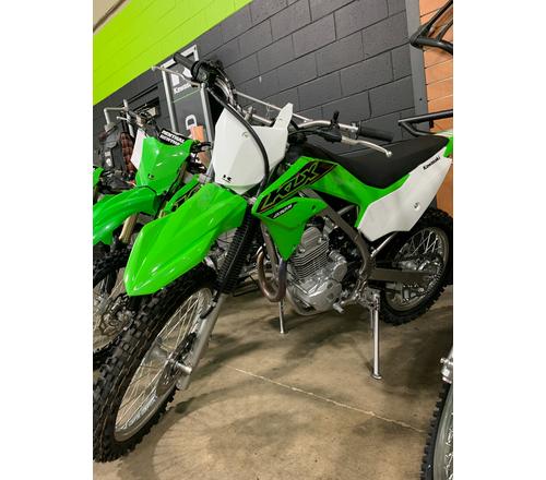 2021 Kawasaki KLX230R S Review (20 Fast Facts for Trail Bike Riders)