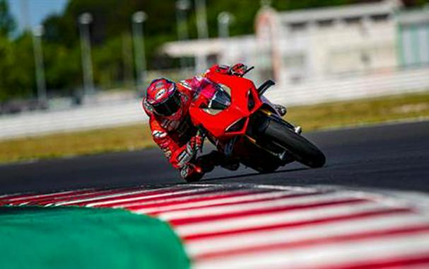 2023 Ducati Panigale V4 S