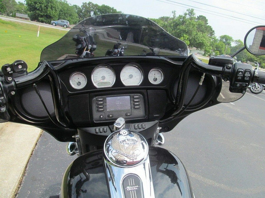 2017 Harley-Davidson FLHX - Street Glide