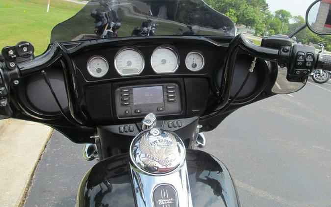 2017 Harley-Davidson FLHX - Street Glide