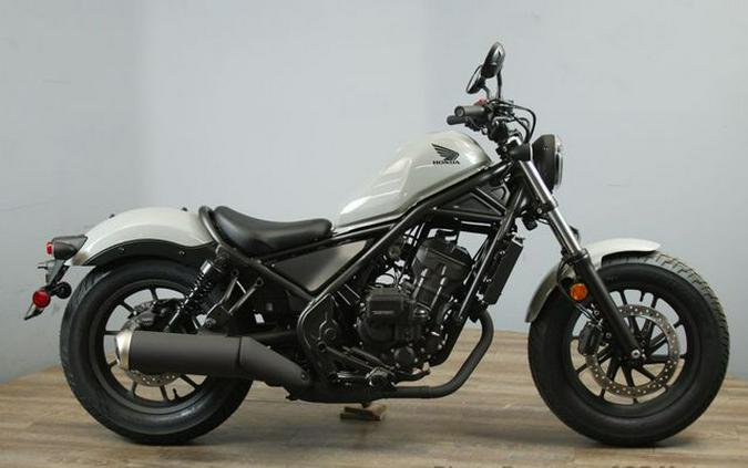 2026 Honda Rebel 300 E-Clutch