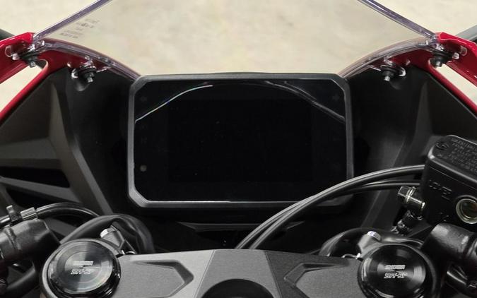 2026 Honda CBR650R E-Clutch