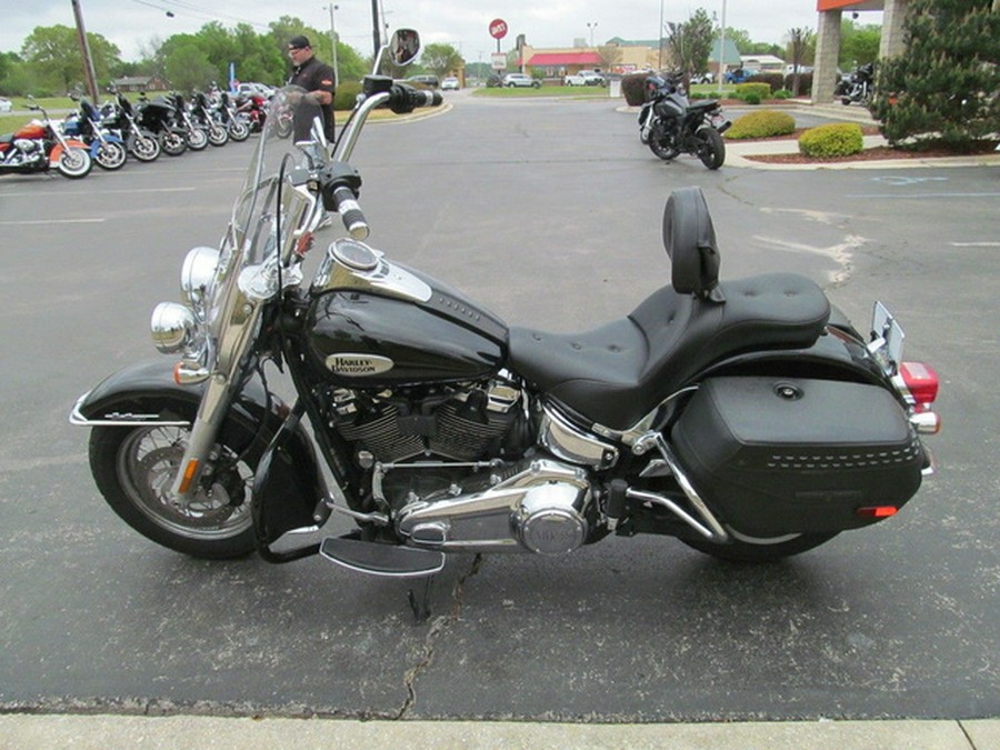 2023 Harley-Davidson FLHCS - Heritage Classic