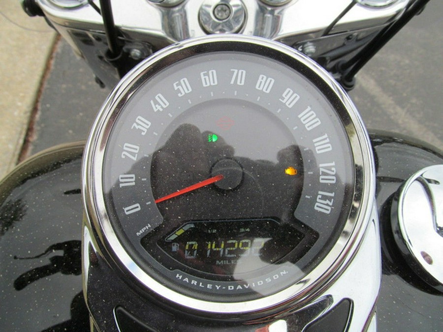 2023 Harley-Davidson FLHCS - Heritage Classic