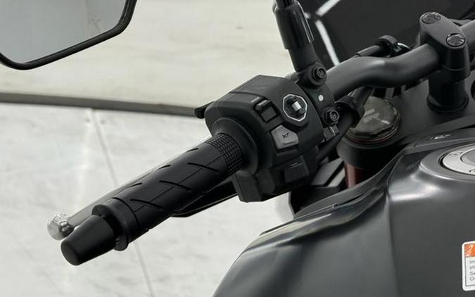2026 Honda CB750 Hornet E-Clutch