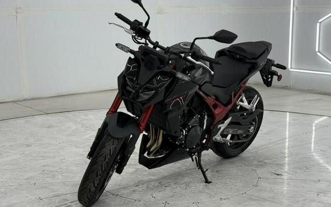 2026 Honda CB750 Hornet E-Clutch