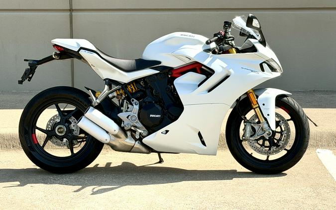 2023 Ducati SuperSport 950 S