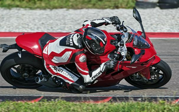 2023 Ducati SuperSport 950 S