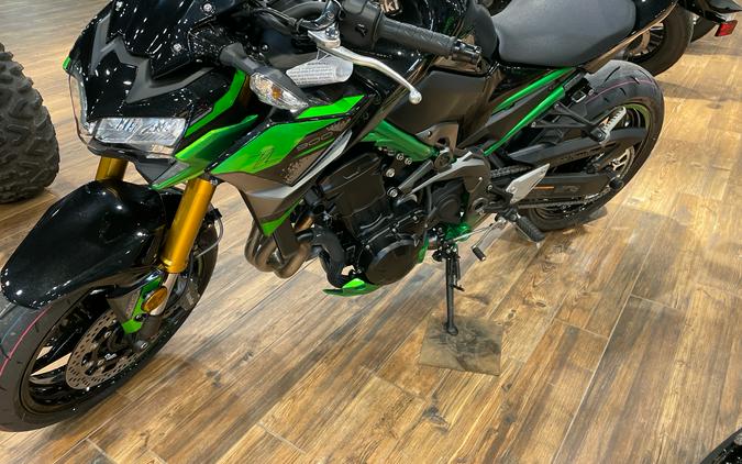 2024 Kawasaki Z900 SE ABS