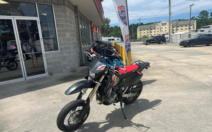 2022 Suzuki DR-Z400SM