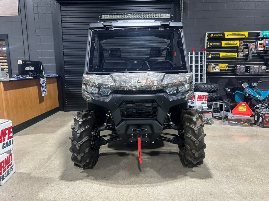 2025 Can-Am Defender DPS HD9