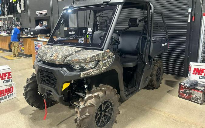 2025 Can-Am Defender DPS HD9