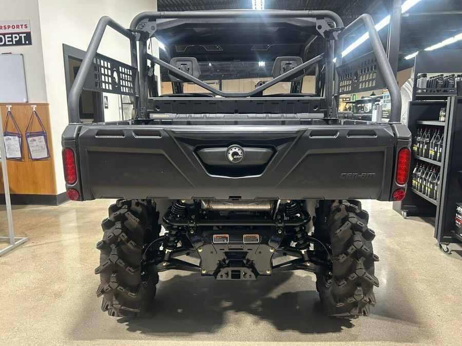 2025 Can-Am Defender DPS HD9