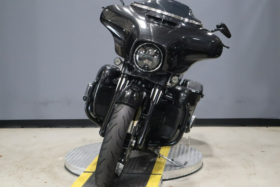 2017 Harley-Davidson CVO Street Glide