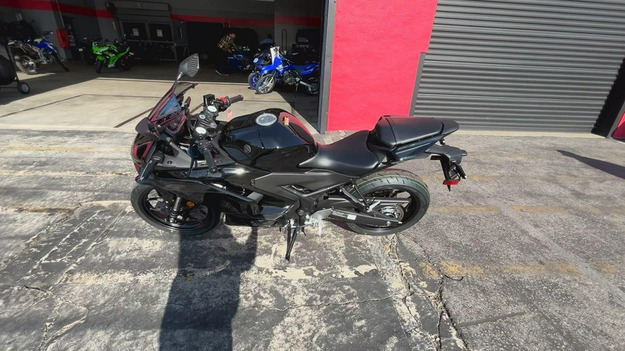 2026 Yamaha YZF-R3 ABS