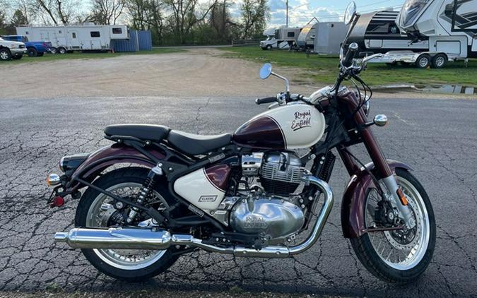 2026 Royal Enfield CLASSIC 650 - VALLAM RED