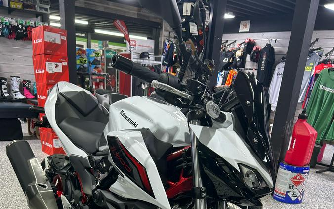 2026 Kawasaki Z500 SE ABS