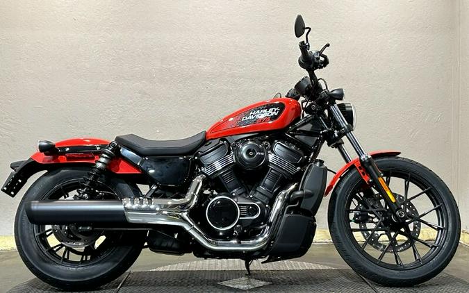 2026 Harley-Davidson® Nightster™ Blood Orange Black Trim