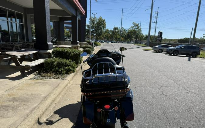2015 CVO™ Road Glide® Ultra