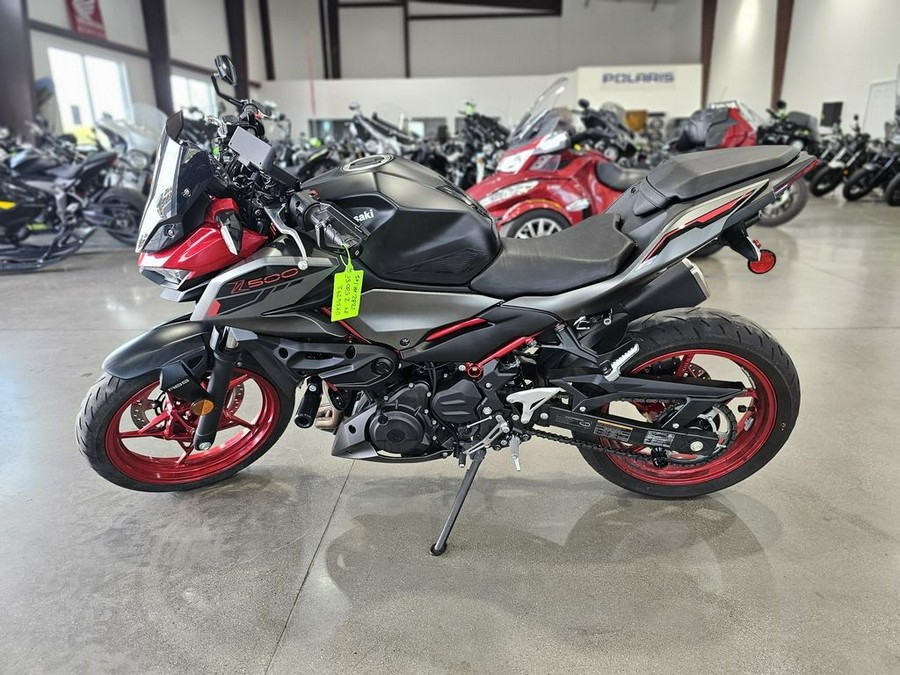 2024 Kawasaki Z500 SE ABS