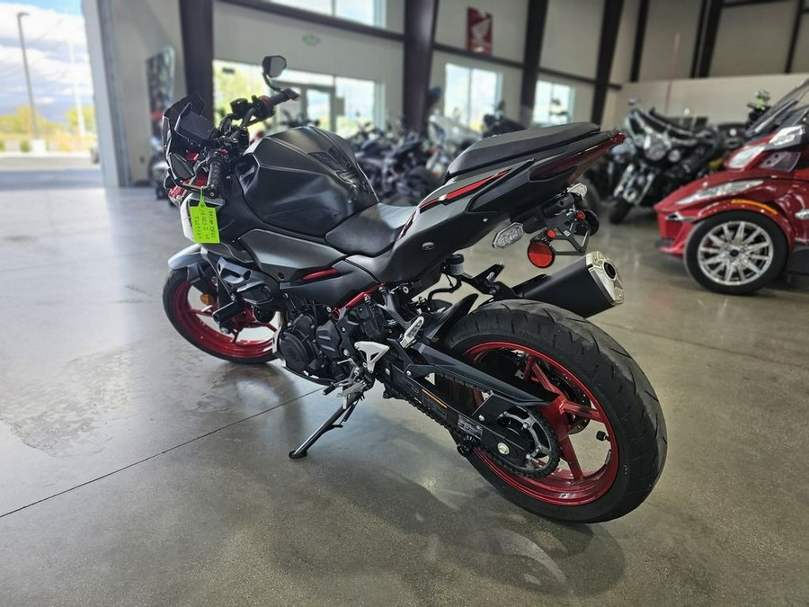 2024 Kawasaki Z500 SE ABS