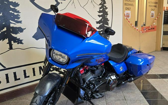 2026 Harley-Davidson® CVO Street Glide 3 Limited Electric Coast CVO Two-Tone