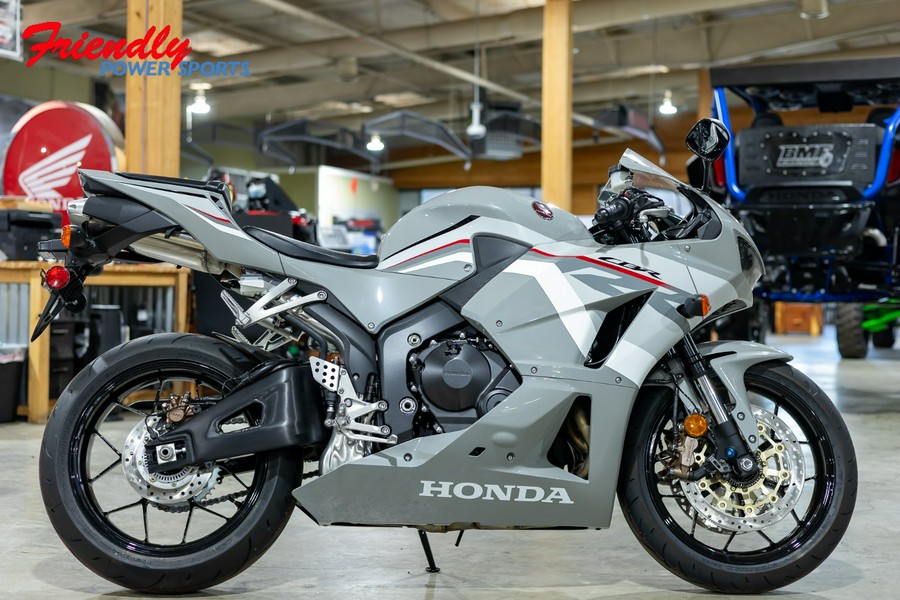 2026 HONDA CBR600RR Base