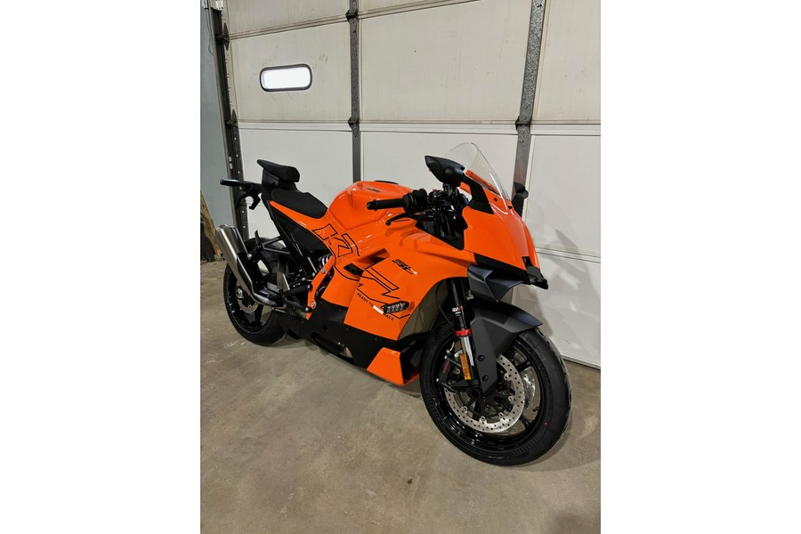 2026 KTM 990 RC R