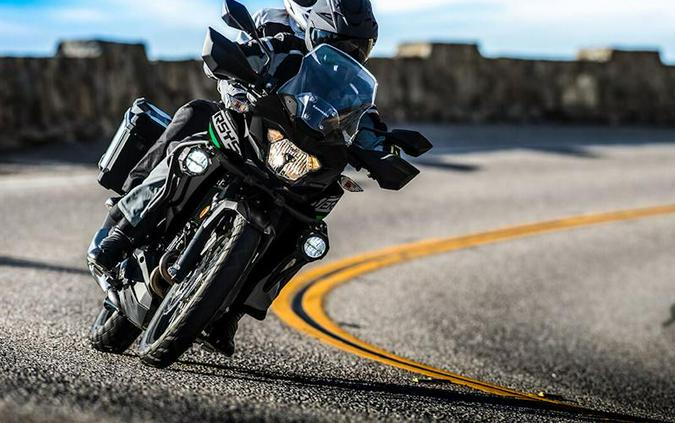 2025 Kawasaki Versys®-X 300 ABS