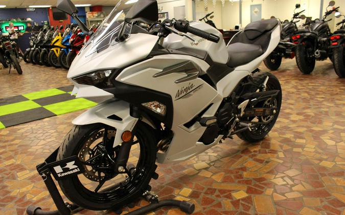 2025 Kawasaki NINJA 500 ABS NINJA 500 ABS - SDA69392
