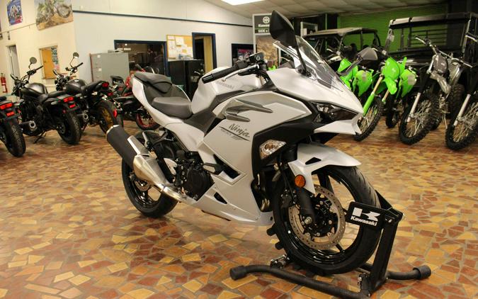 2025 Kawasaki NINJA 500 ABS NINJA 500 ABS - SDA69392
