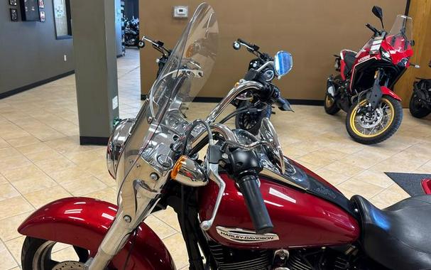 2012 Harley-Davidson® FLD - Dyna® Switchback™