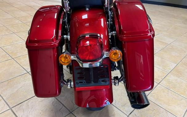 2012 Harley-Davidson® FLD - Dyna® Switchback™