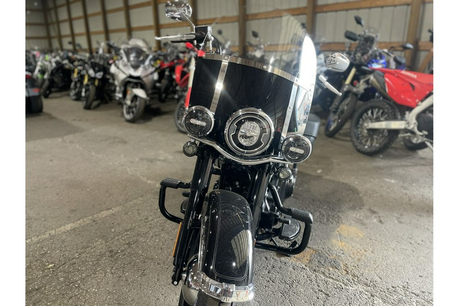 2021 Harley-Davidson® Softail® Heritage Classic 114