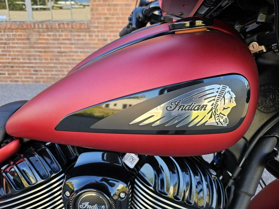 2020 Indian Motorcycle® Chieftain® Dark Horse®