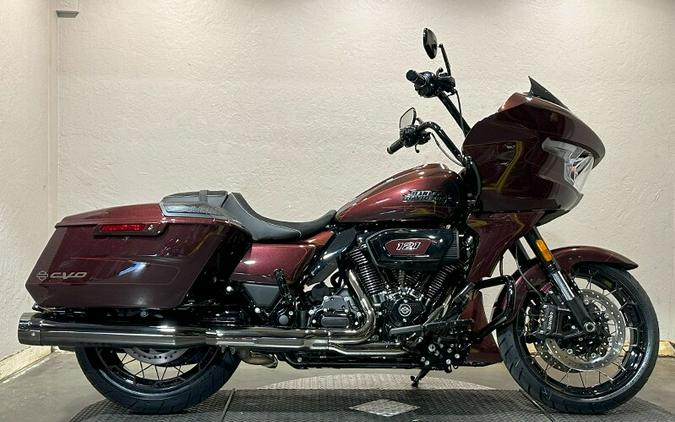 Harley-Davidson CVO™ Road Glide 2024 FLTRXSE 956939DT COPPERHEAD W/ PINSTRIP